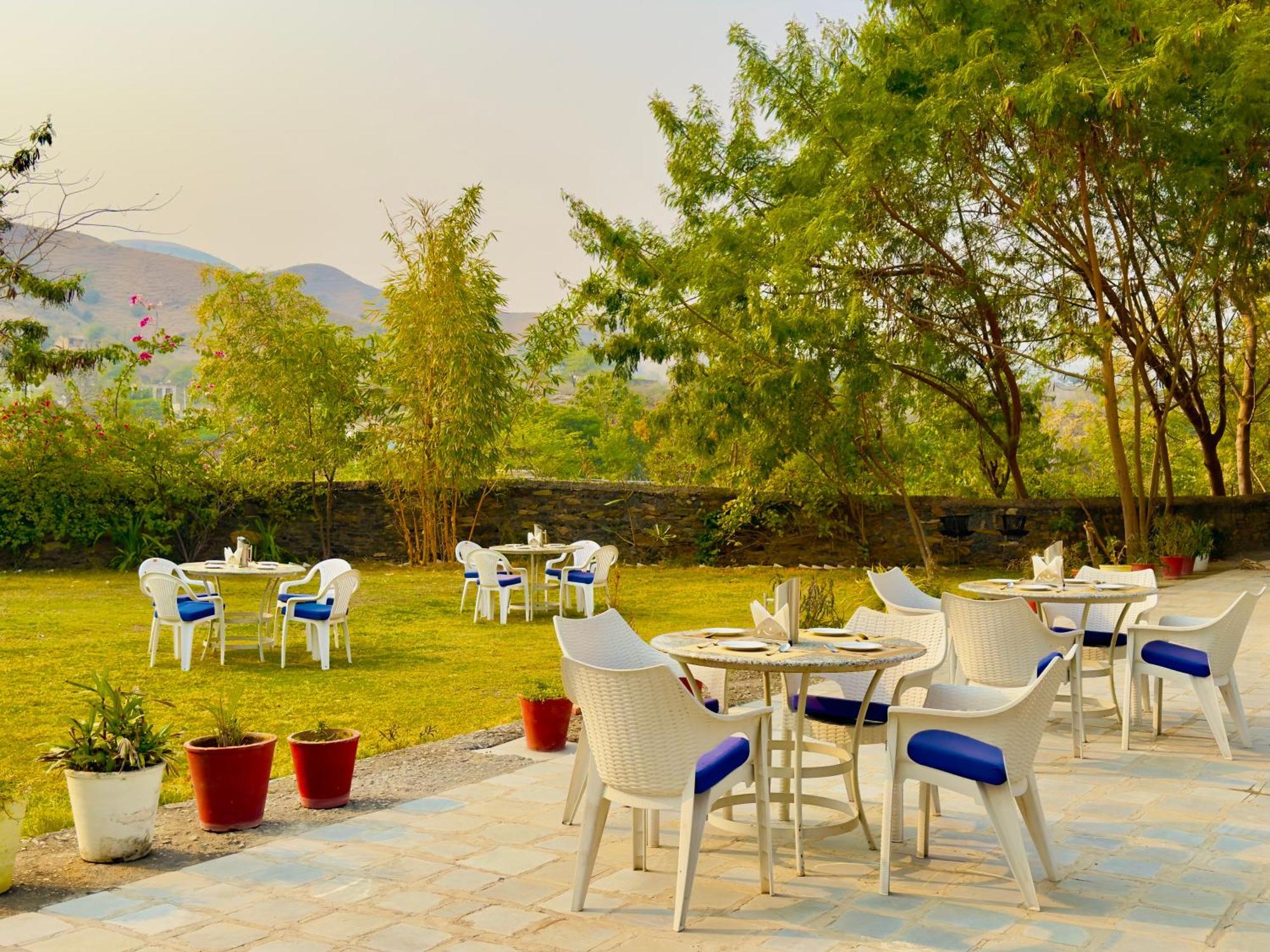 Jag Aravali Resort Udaipur By Naina Staycation - Best For Corporate Events - Family Parties - Mice Exterior photo